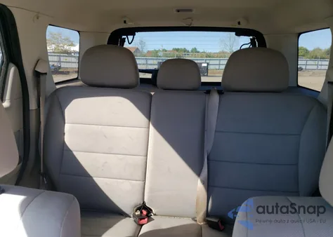 2010 Ford Escape Xlt from USA, damaged, VIN 1FMCU0DG6AKC71574